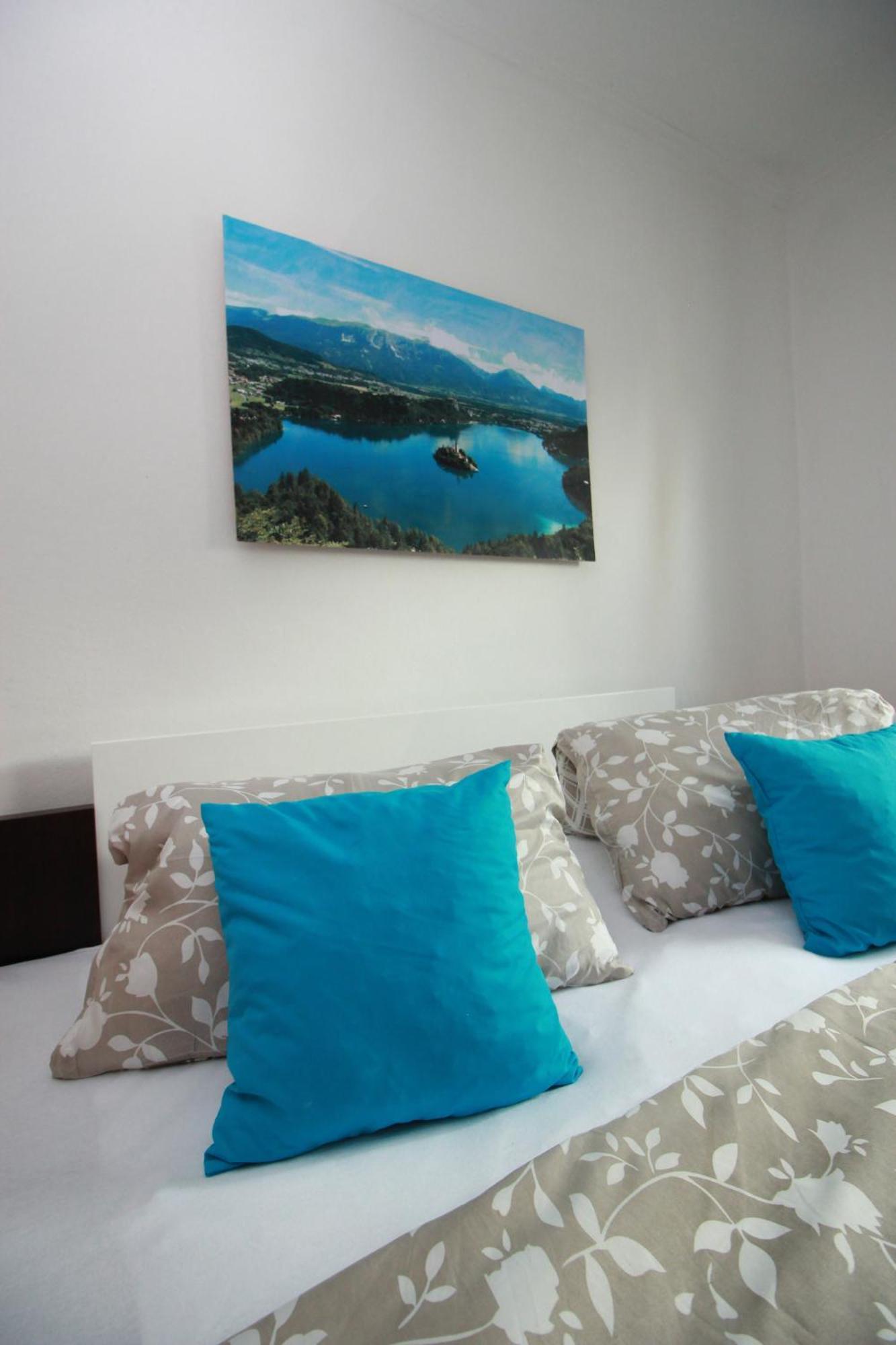 Guesthouse Veles Slovenska Bistrica Kamer foto