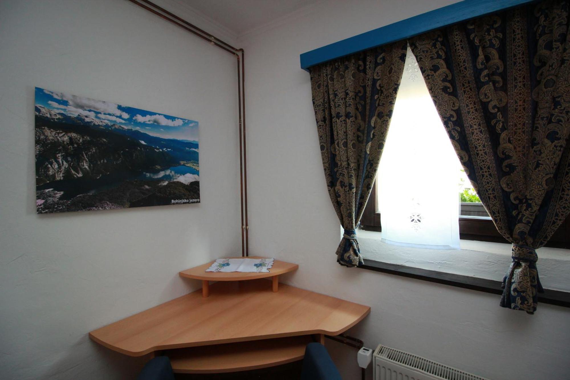Guesthouse Veles Slovenska Bistrica Kamer foto