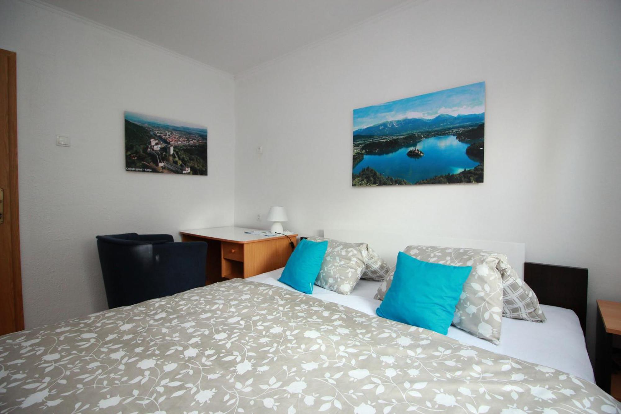 Guesthouse Veles Slovenska Bistrica Kamer foto