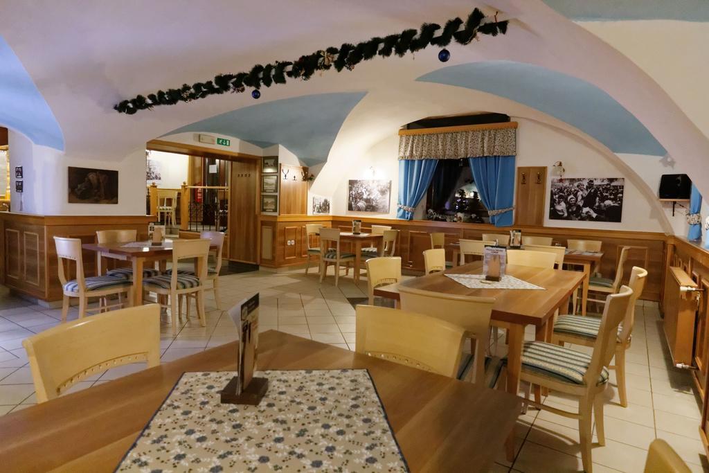 Guesthouse Veles Slovenska Bistrica Buitenkant foto