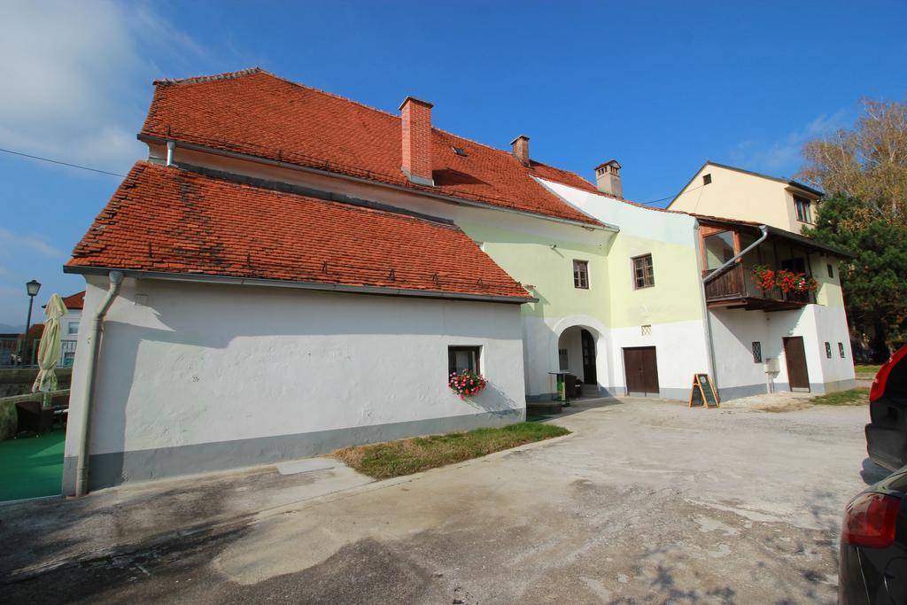 Guesthouse Veles Slovenska Bistrica Buitenkant foto