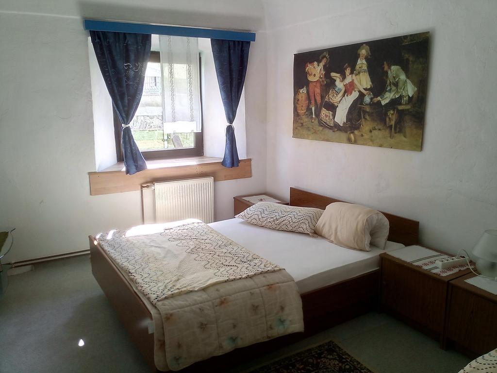 Guesthouse Veles Slovenska Bistrica Buitenkant foto