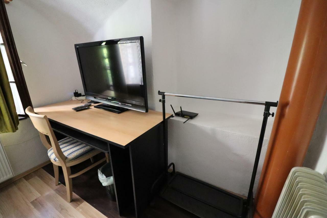 Guesthouse Veles Slovenska Bistrica Buitenkant foto