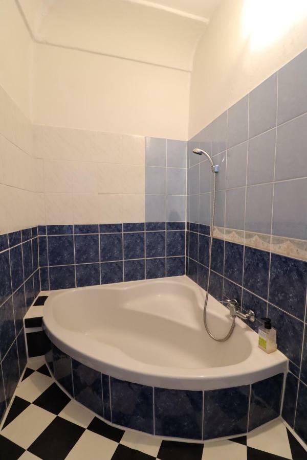 Guesthouse Veles Slovenska Bistrica Buitenkant foto